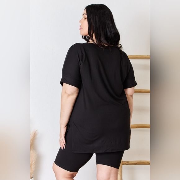 Zenana Full Size V-Neck Short Sleeve Slit T-Shirt and Shorts Set - Picture 7 of 12